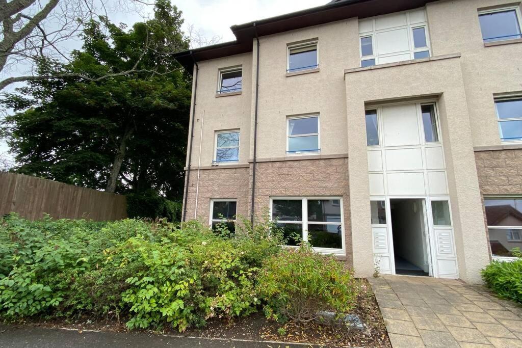 Peter Pan Apartment In The Heart Of Inverness New Translation Exteriér fotografie