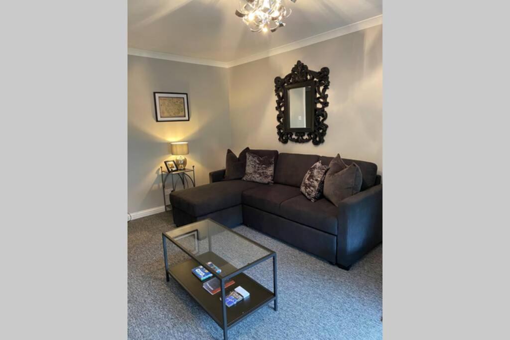 Peter Pan Apartment In The Heart Of Inverness New Translation Exteriér fotografie