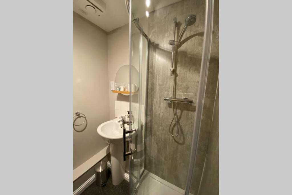 Peter Pan Apartment In The Heart Of Inverness New Translation Exteriér fotografie